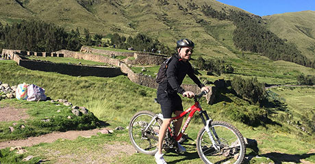 Biking Yuncaypata