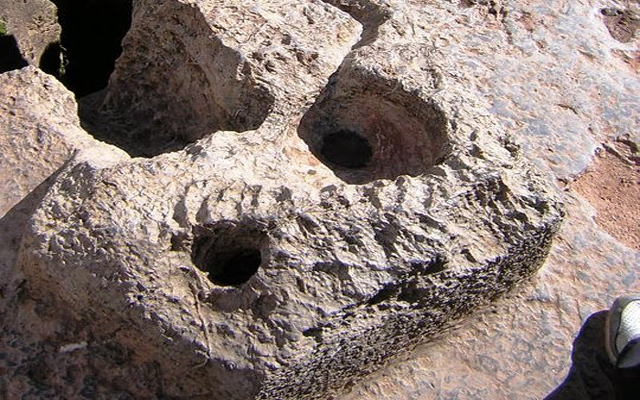 Complejo Arqueológico de Qenqo – Cusco