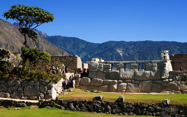 El templo de tres ventanas en Machu Picchu Tours a Machu Picchu 2023 - Paquetes Turísticos Tour MachuPicchu Travel - Viajes y Turismo en Perú
