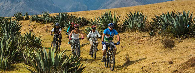 Excursión en Bicicleta en Maras Moray