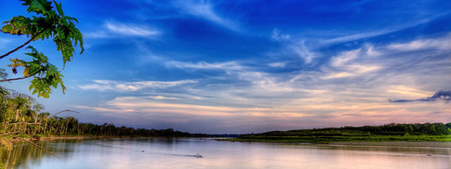 Río Gamitana en Puerto Maldonado Río Gamitana en Puerto Maldonado