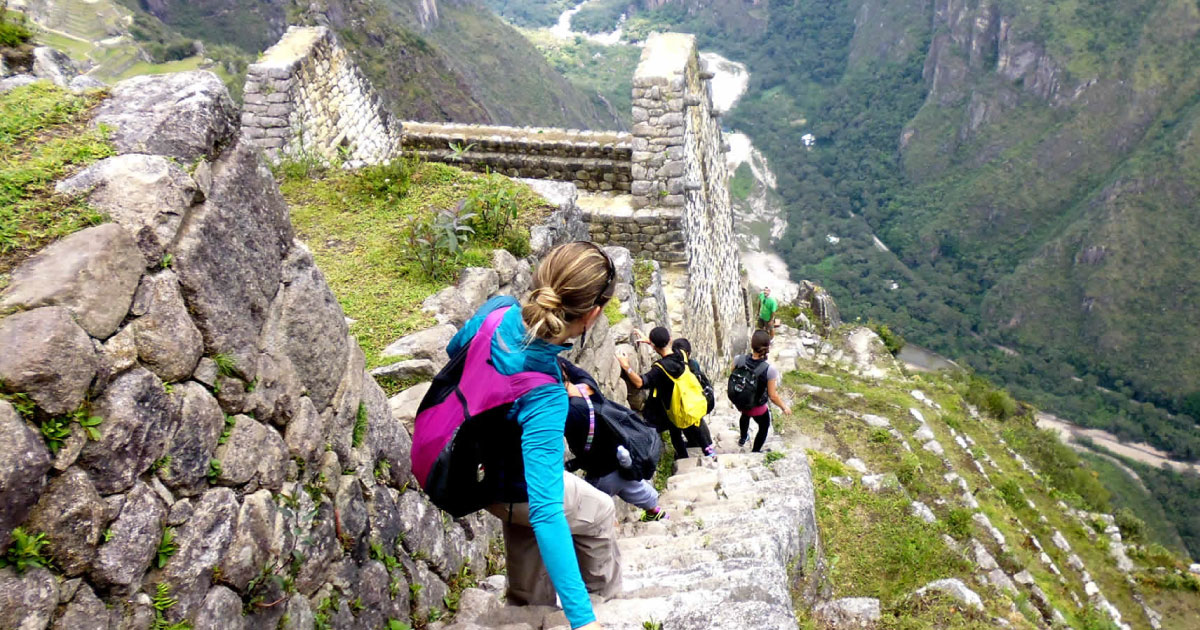 Descenso de Huayna Picchu